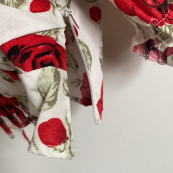 Missguided Floral Balloon sleeve crop Top, Size 0 - Picture 8 of 8